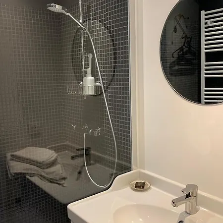 Bonjour Pierreuse Guest house Liege