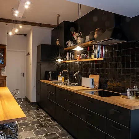 Bonjour Pierreuse Guest house *
