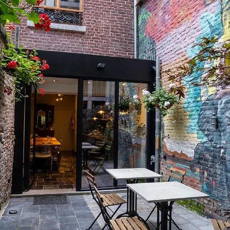 Bonjour Pierreuse Guest house *