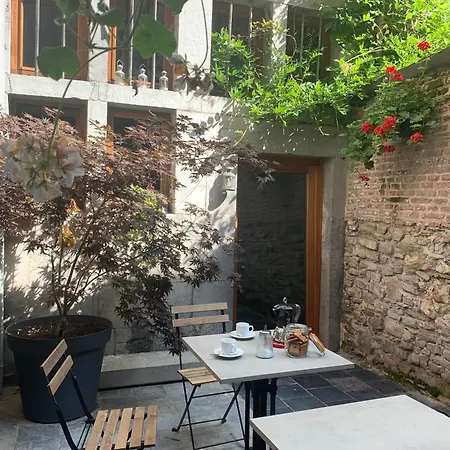 Bonjour Pierreuse Guest house