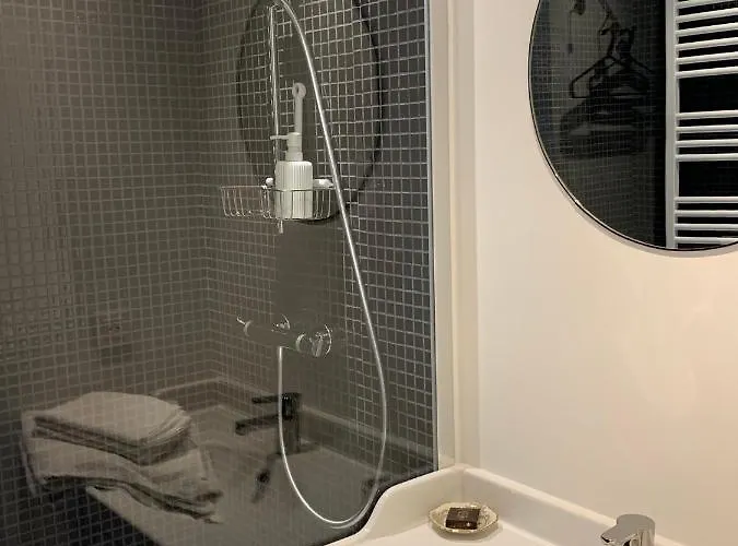 Bonjour Pierreuse Pensjonat Liège