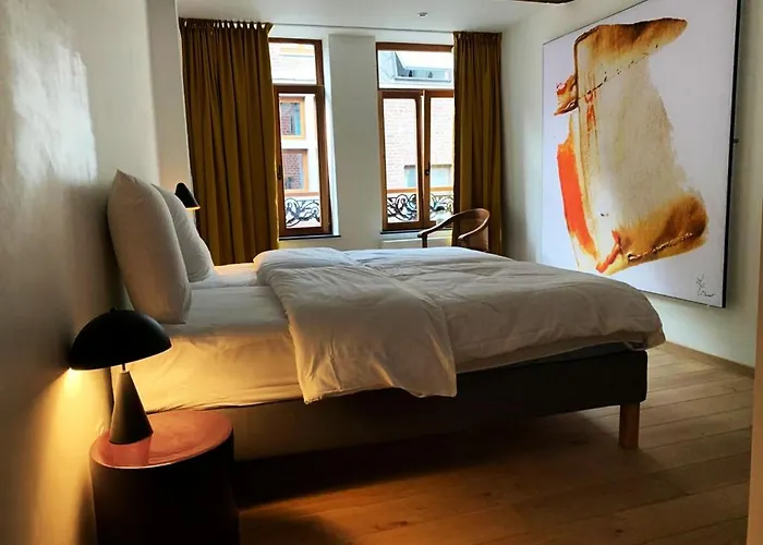 Bonjour Pierreuse 3* Liège