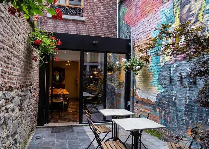 Bonjour Pierreuse Pensjonat 3*