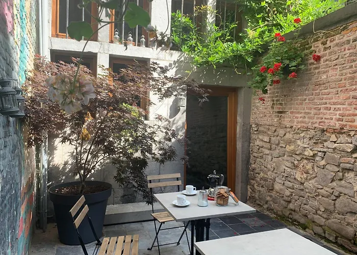 Bonjour Pierreuse Pensjonat